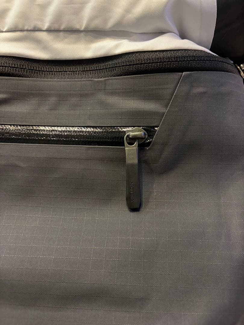 【美品】ARC'TERYX Granville 10 Courier Bag