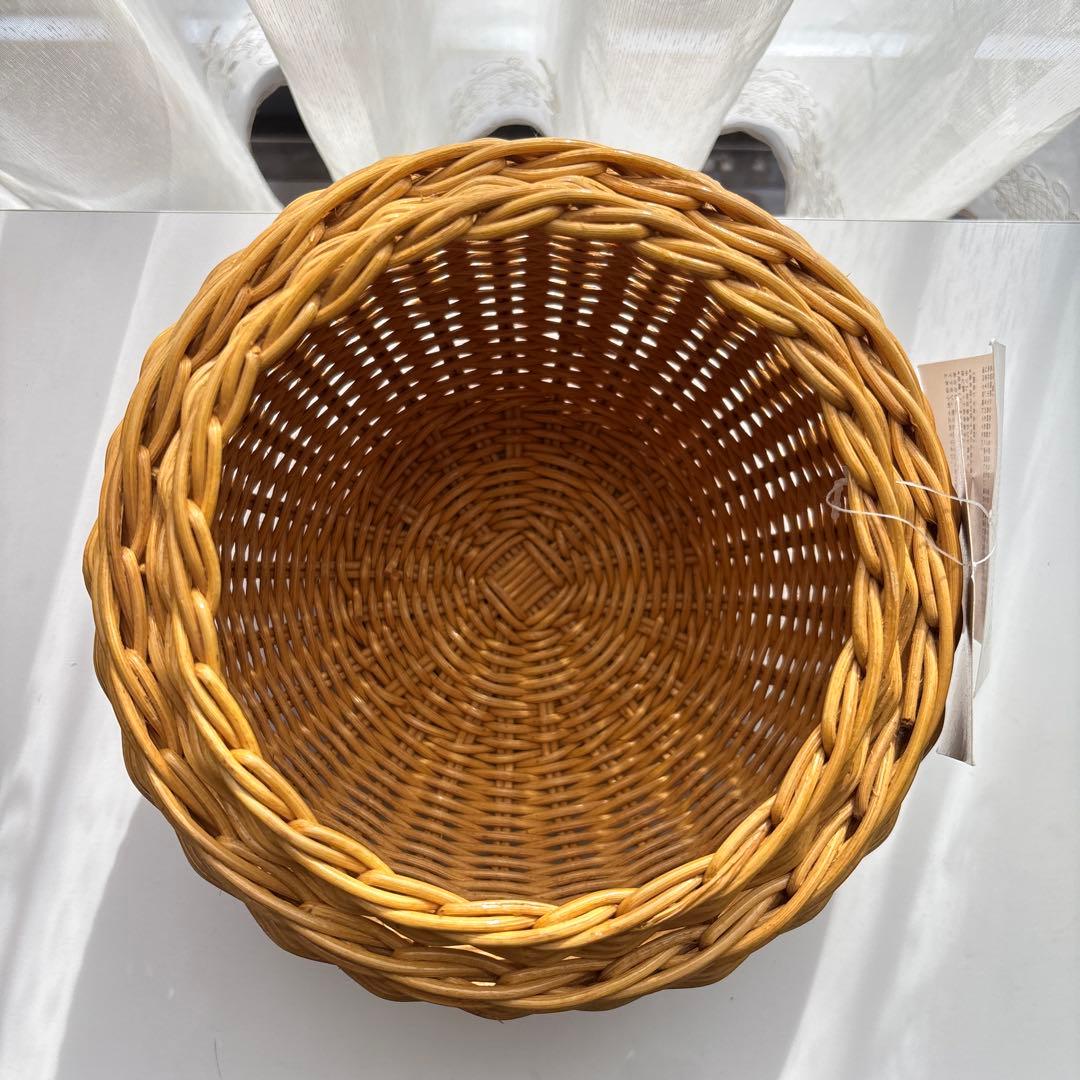 ラタン　藤　りんご　小物入れ　新品 バスケット　蓋付き