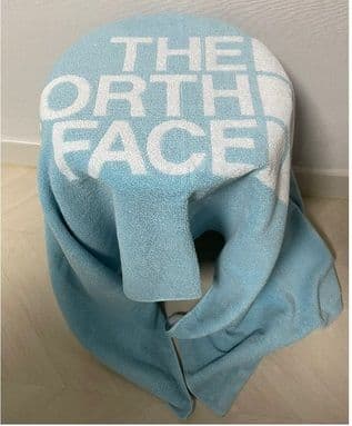 セール新品★THE NORTH FACE（ザ・ノースフェイス）大判タオル（3色）