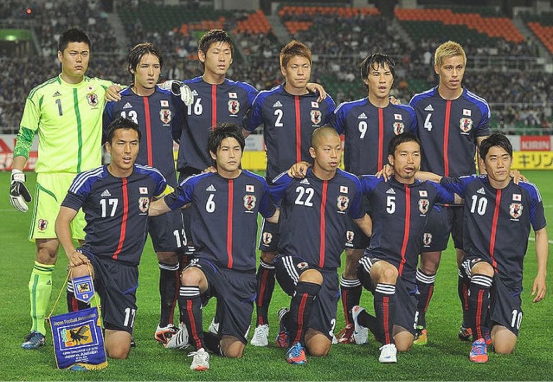 ♦︎美品♦︎8香川XOサイズ日本代表ユニフォーム