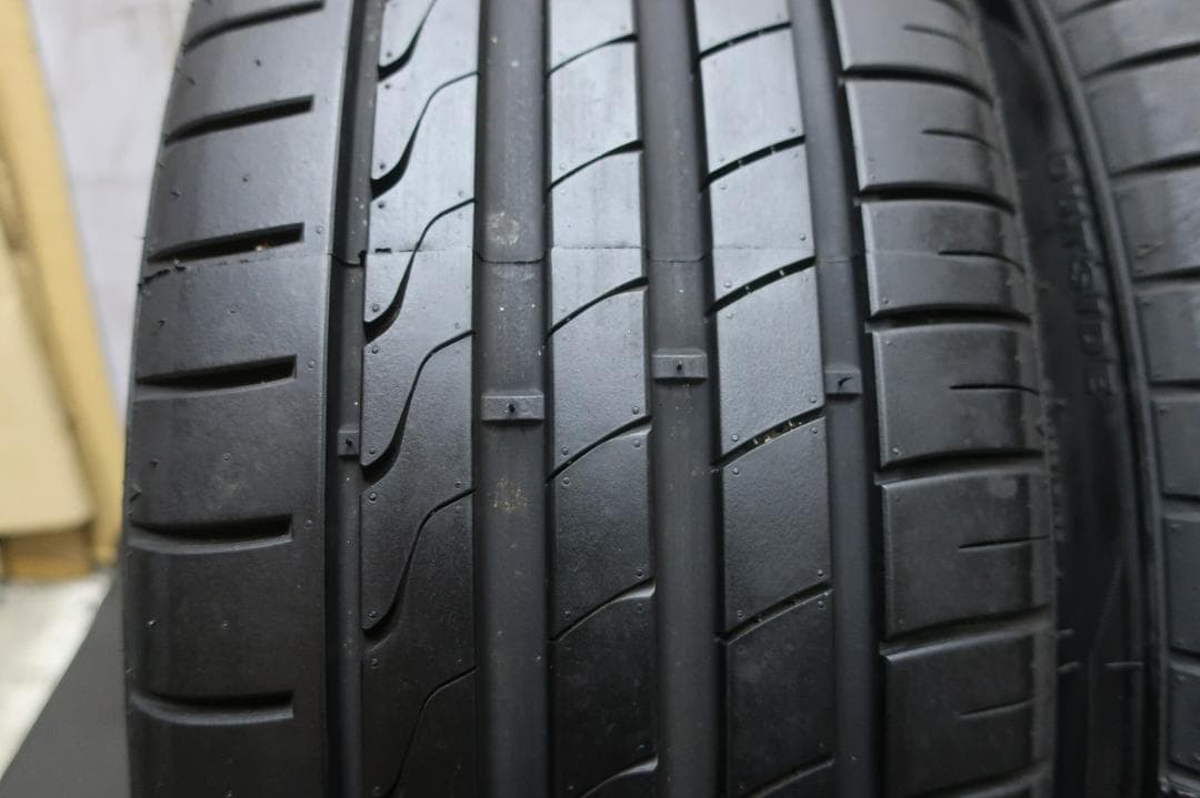 新品同様　2022年　ミネルバ　RADIAL　F205　225/45R18　4本