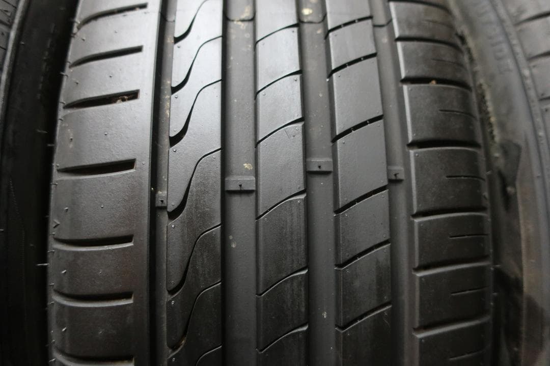新品同様　2022年　ミネルバ　RADIAL　F205　225/45R18　4本