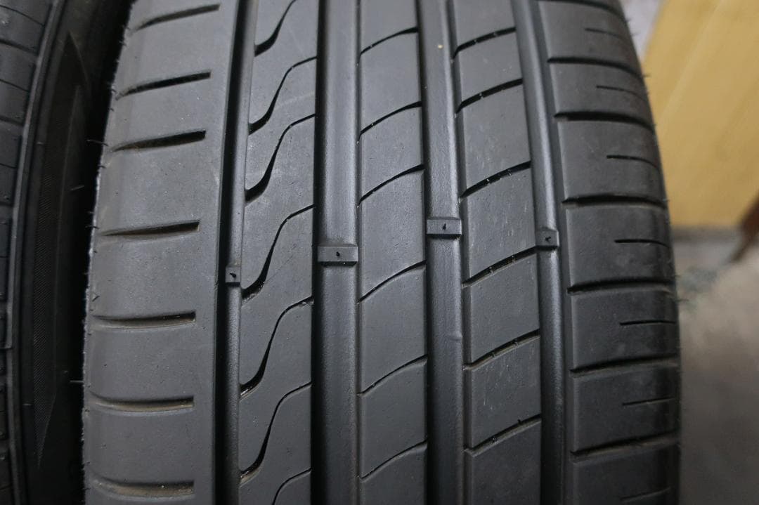 新品同様　2022年　ミネルバ　RADIAL　F205　225/45R18　4本