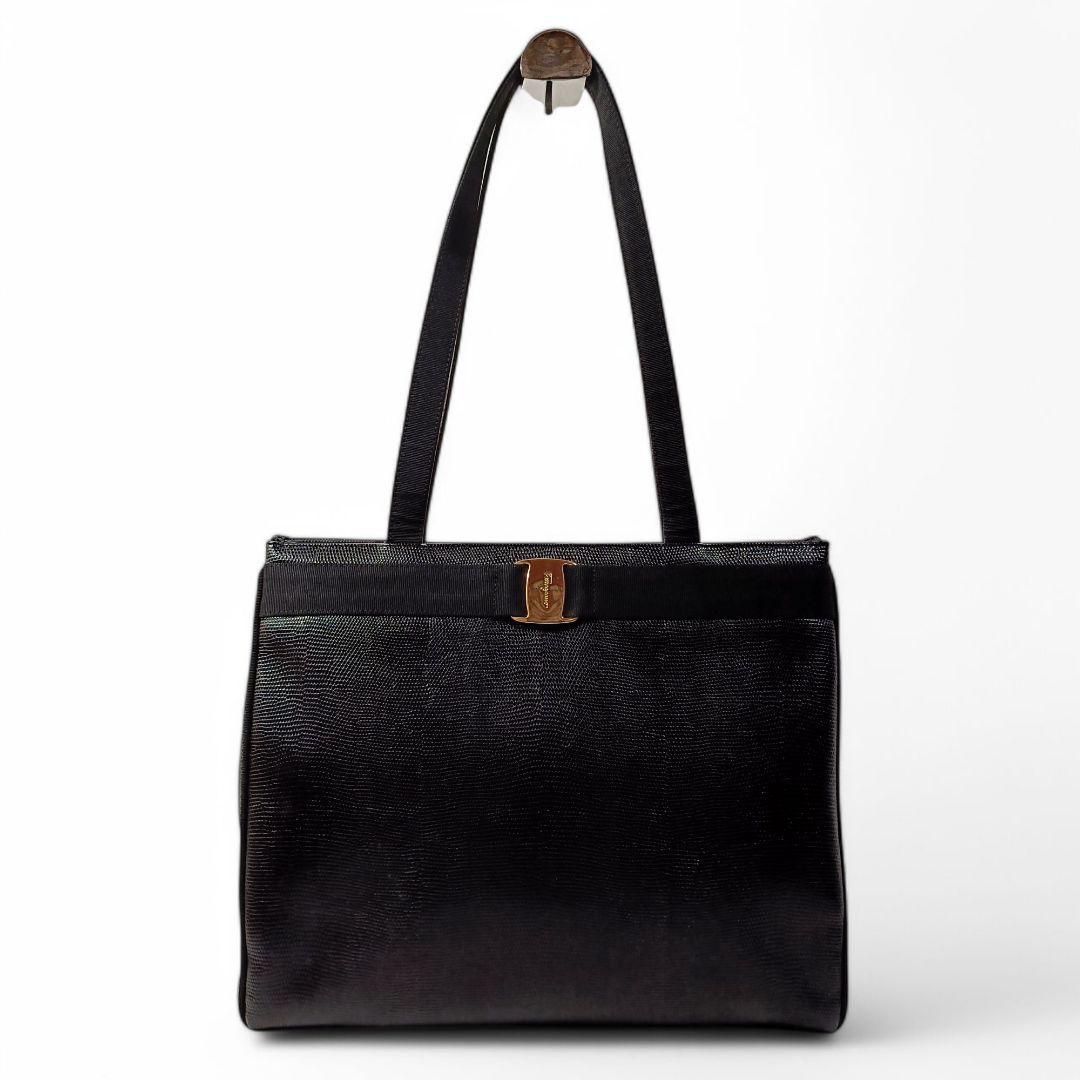 正規品 フェラガモ トートバッグ ヴァラ リザード生地 黒 ブラック A4収納