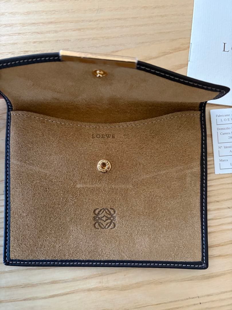 LOEWE ネイビーレザー 折り財布