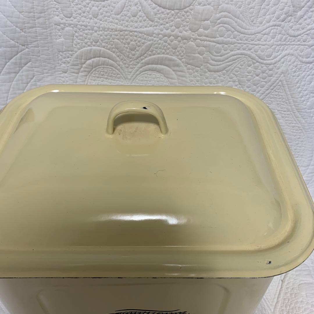 ホーローブレッド缶　カントリー　アンティーク　イマン　倉敷意匠