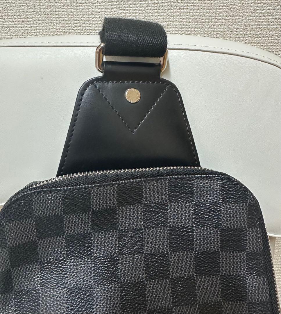 LOUIS VUITTON ルイ・ヴィトン　アヴェニュースリングバッグ