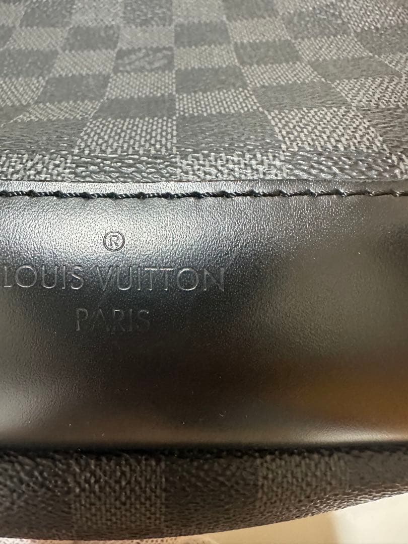 LOUIS VUITTON ルイ・ヴィトン　アヴェニュースリングバッグ