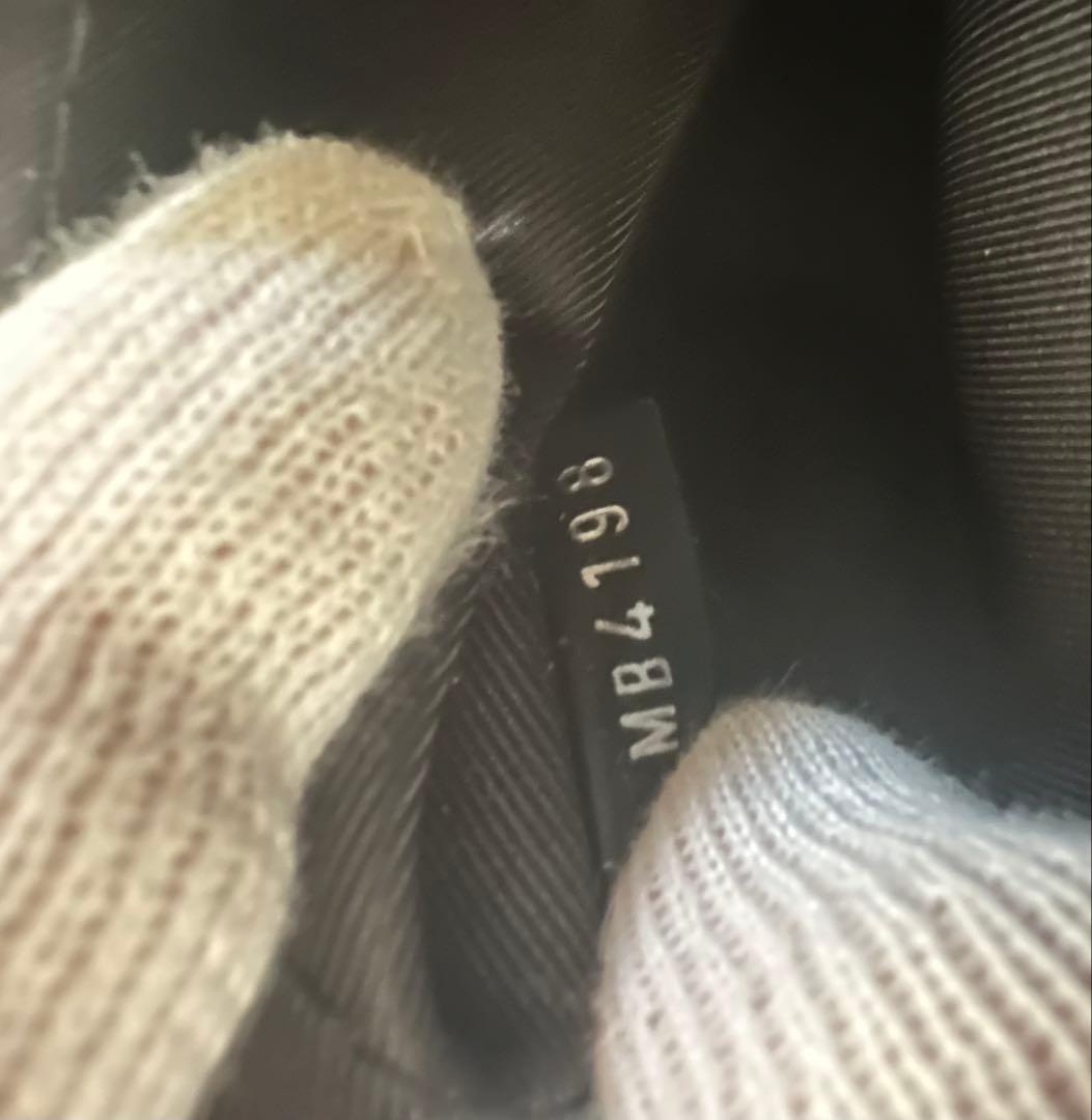 LOUIS VUITTON ルイ・ヴィトン　アヴェニュースリングバッグ