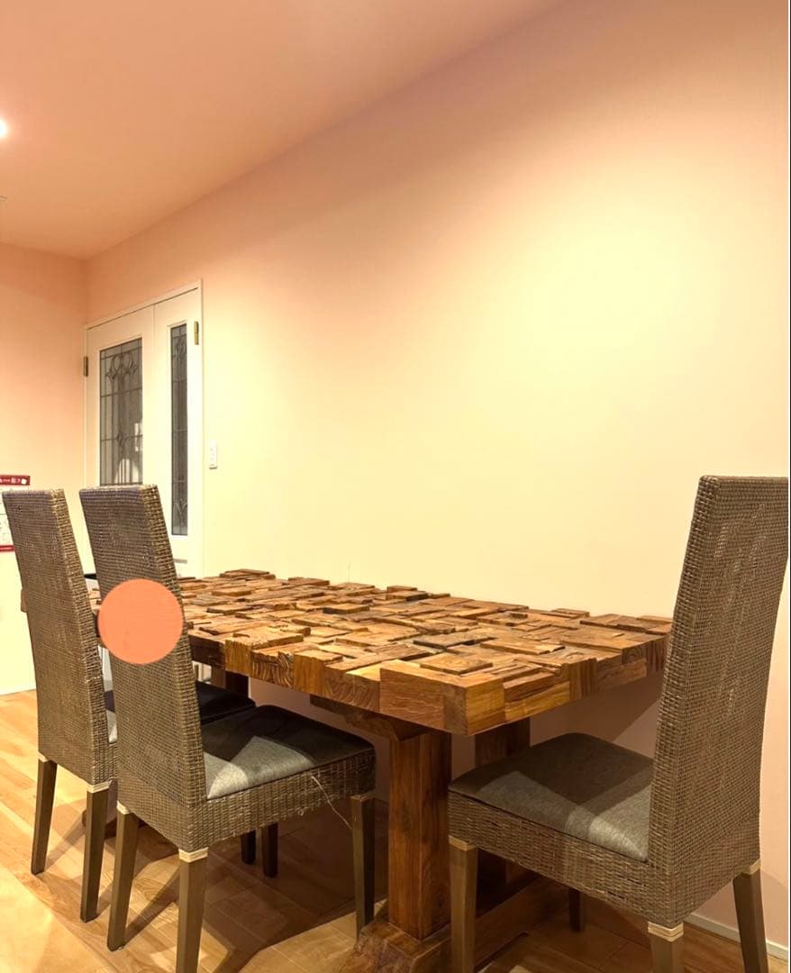 Y (訳あり) ダイニングテーブル ♥︎︎お好きな方如何でしょうか?♥︎︎