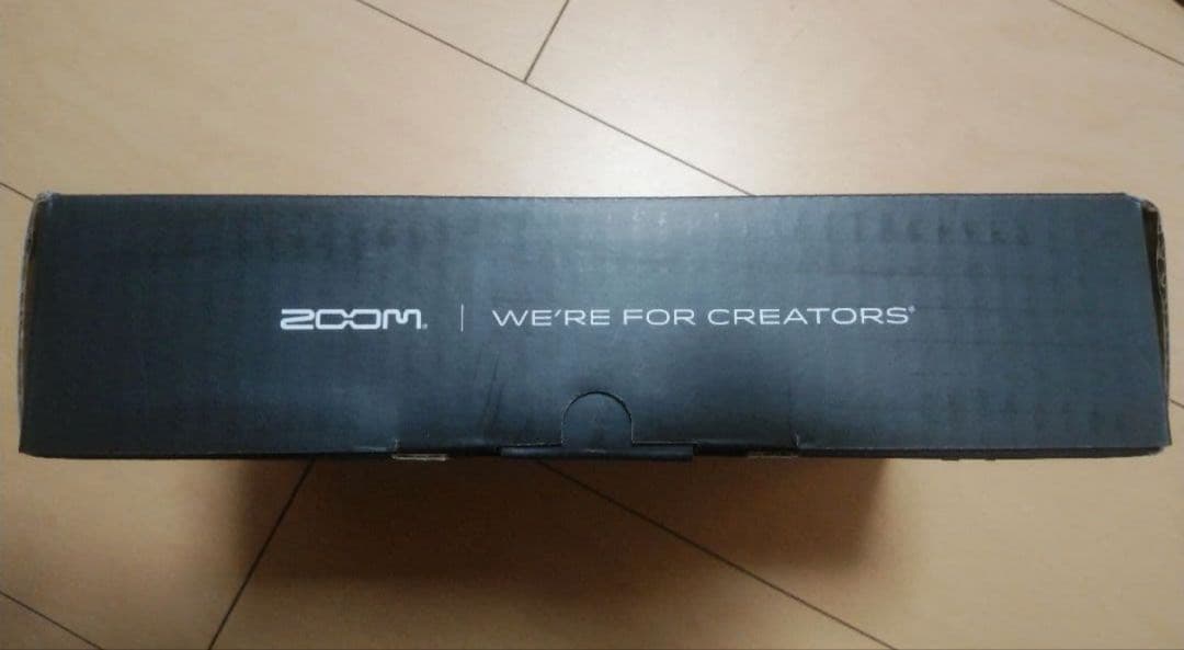 ZOOM G1X FOUR ギターエフェクター 【ペダル付き美品】