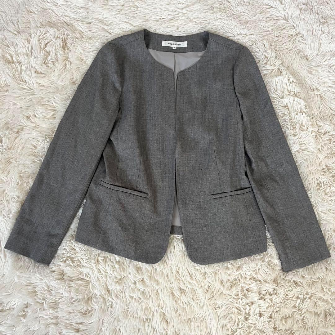 美品 ナチュラルビューティーベーシック　スーツ　セットアップ グレー M