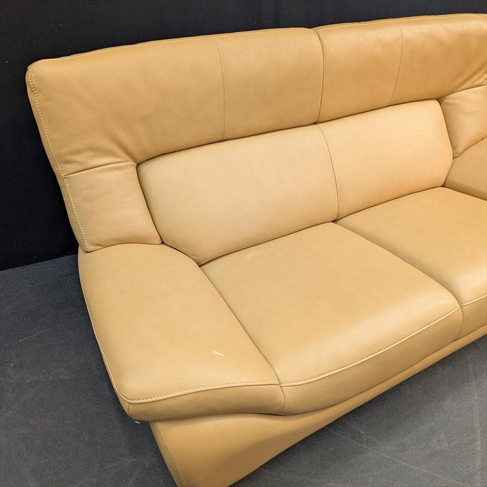 美品　カリモク　本革　ワイドラブソファ　ラブソファ　2人掛け　2P　2.5人掛け