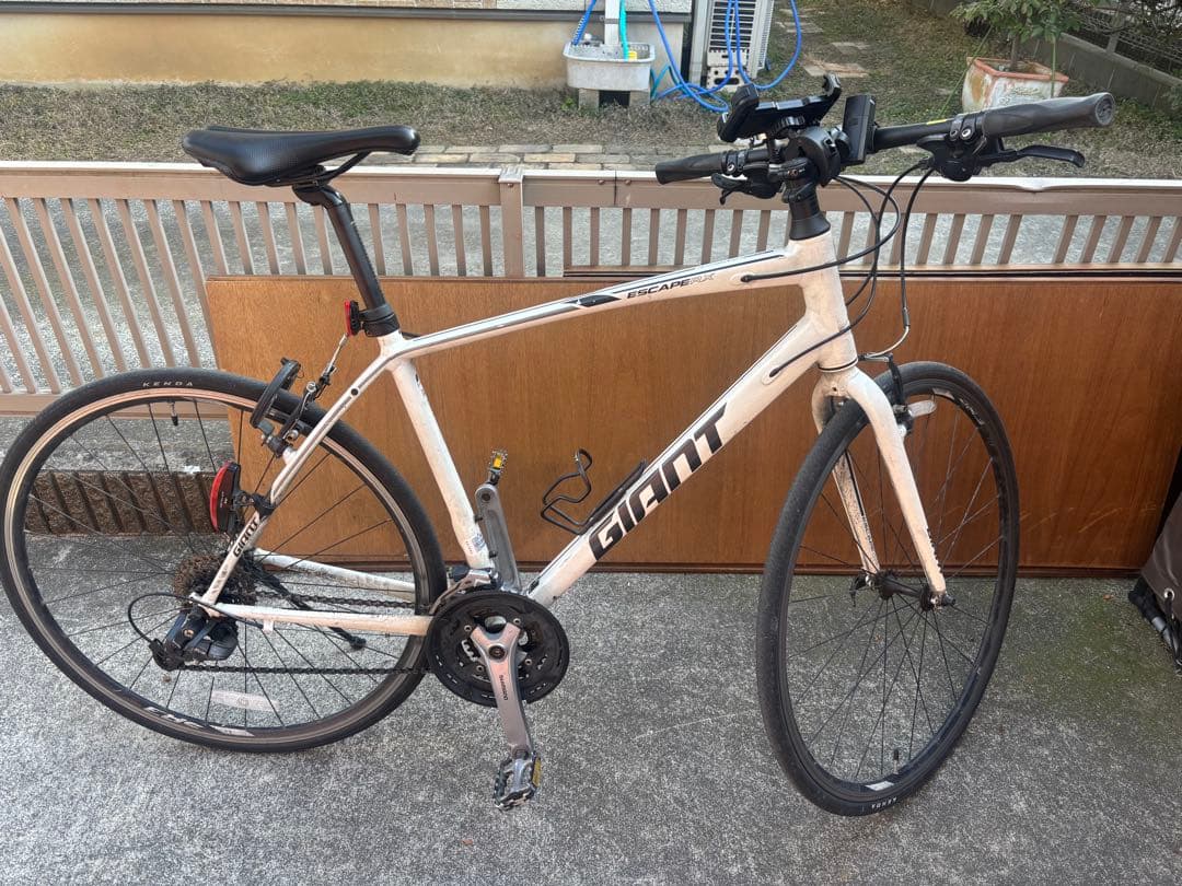 GIANT ESCAPERX クロスバイク ホワイト　M size 引取り限定