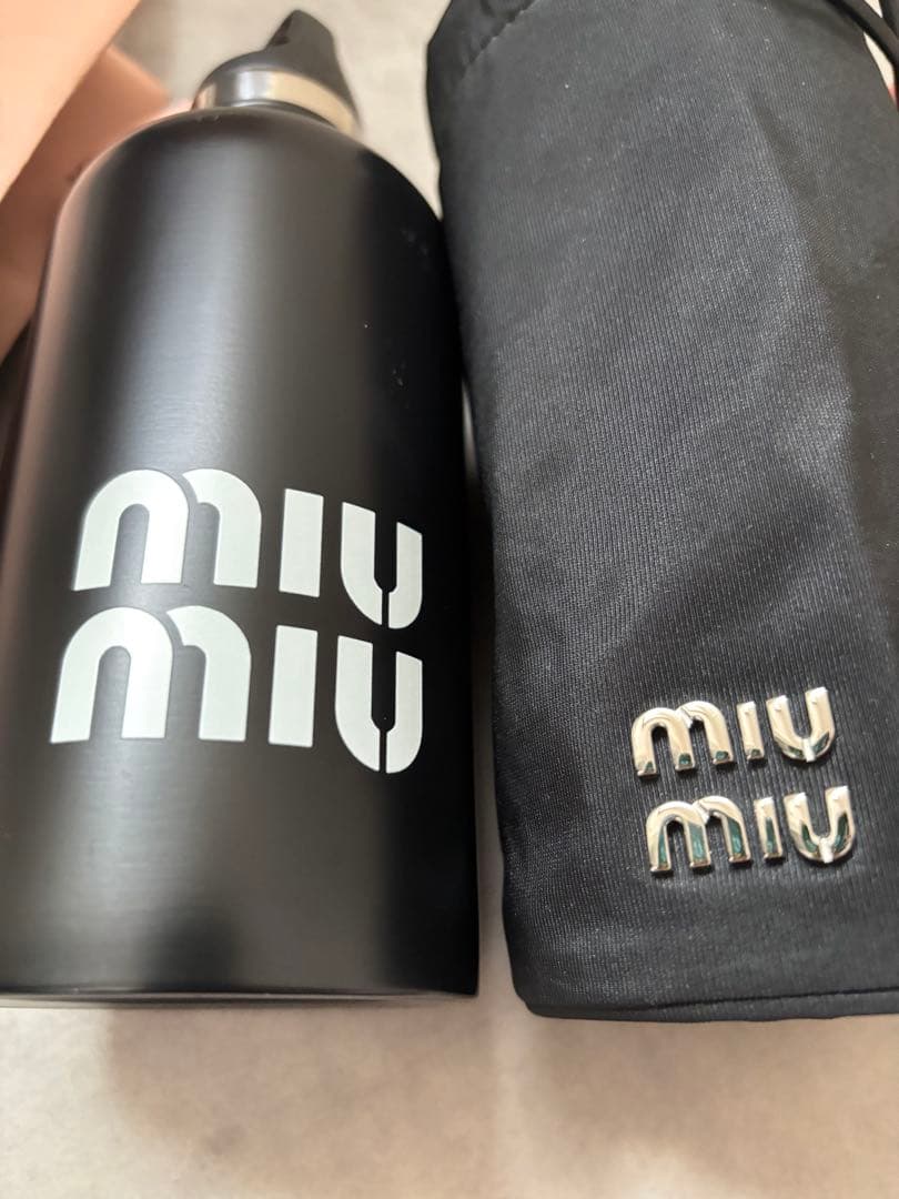 未使用 miumiu ステンレスボトル 非売品 水筒