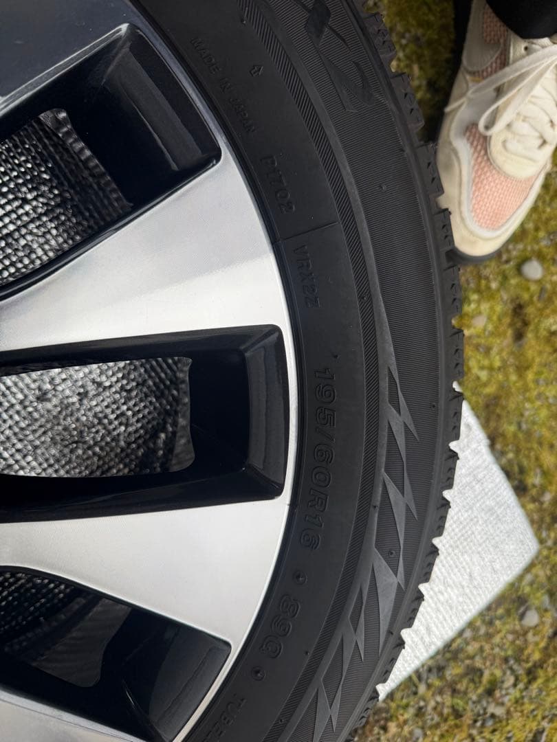 ミヤミヤ スタッドレスタイヤ 4本セット