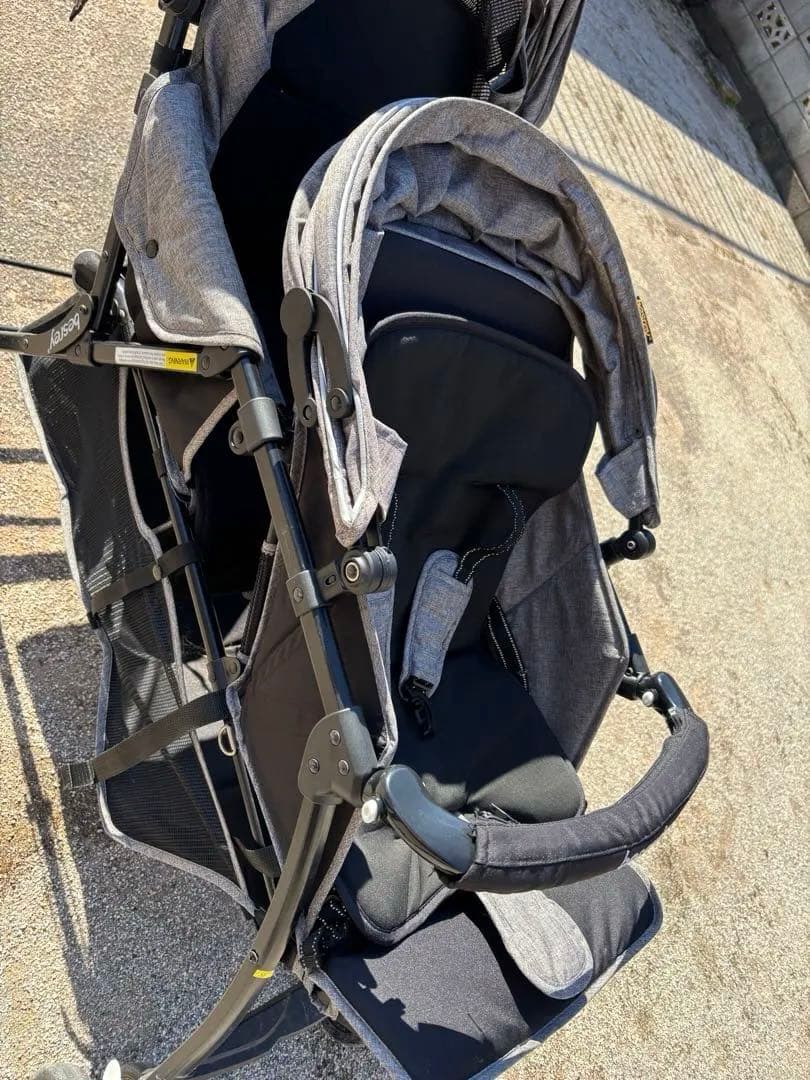 【期間限定価格】besrey 2人乗りベビーカー　グレー