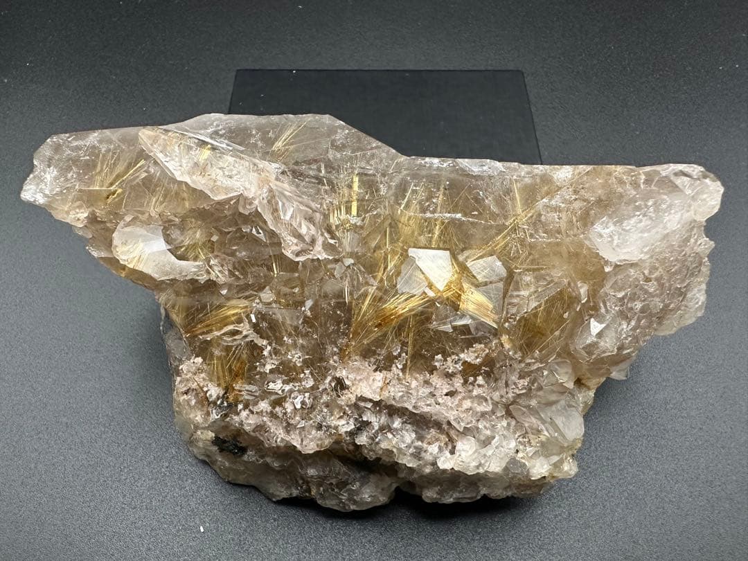 ゴールドルチル原石！かなり貴重です！