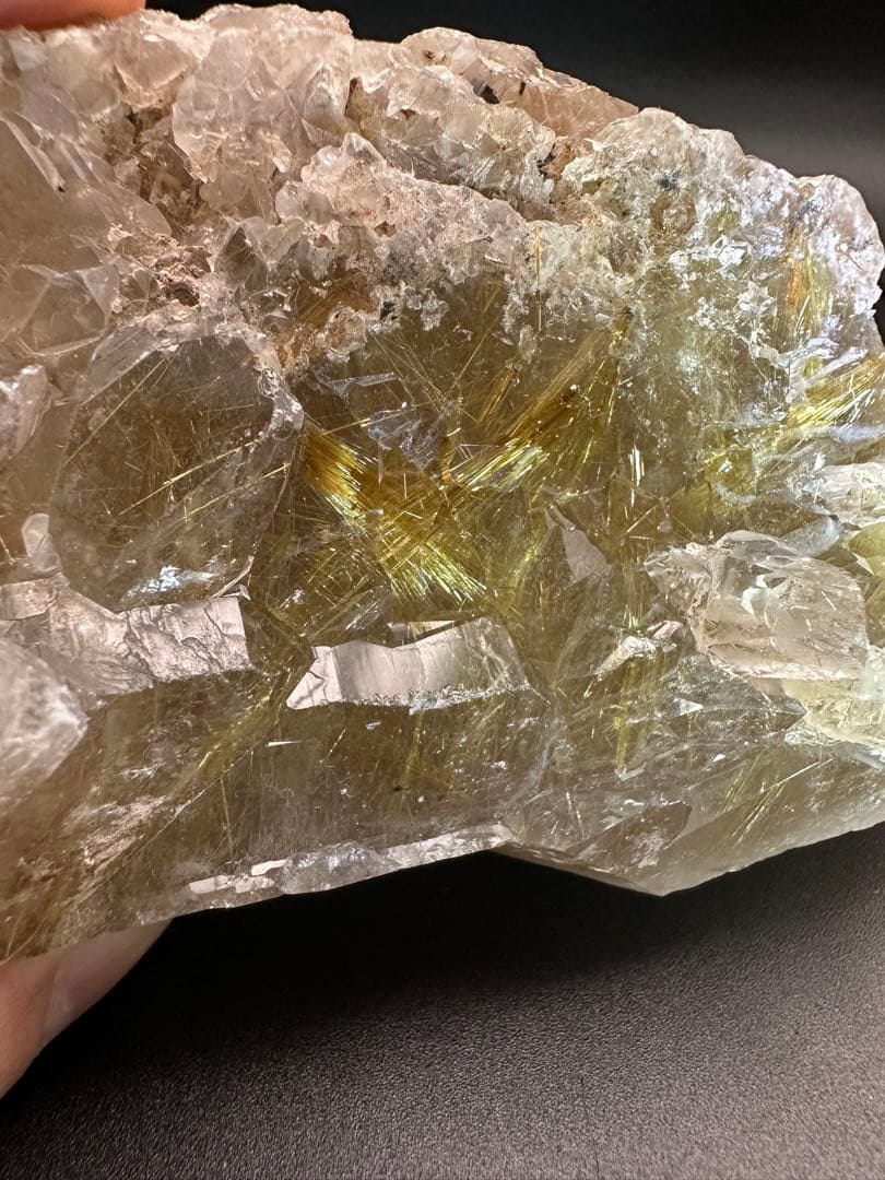 ゴールドルチル原石！かなり貴重です！