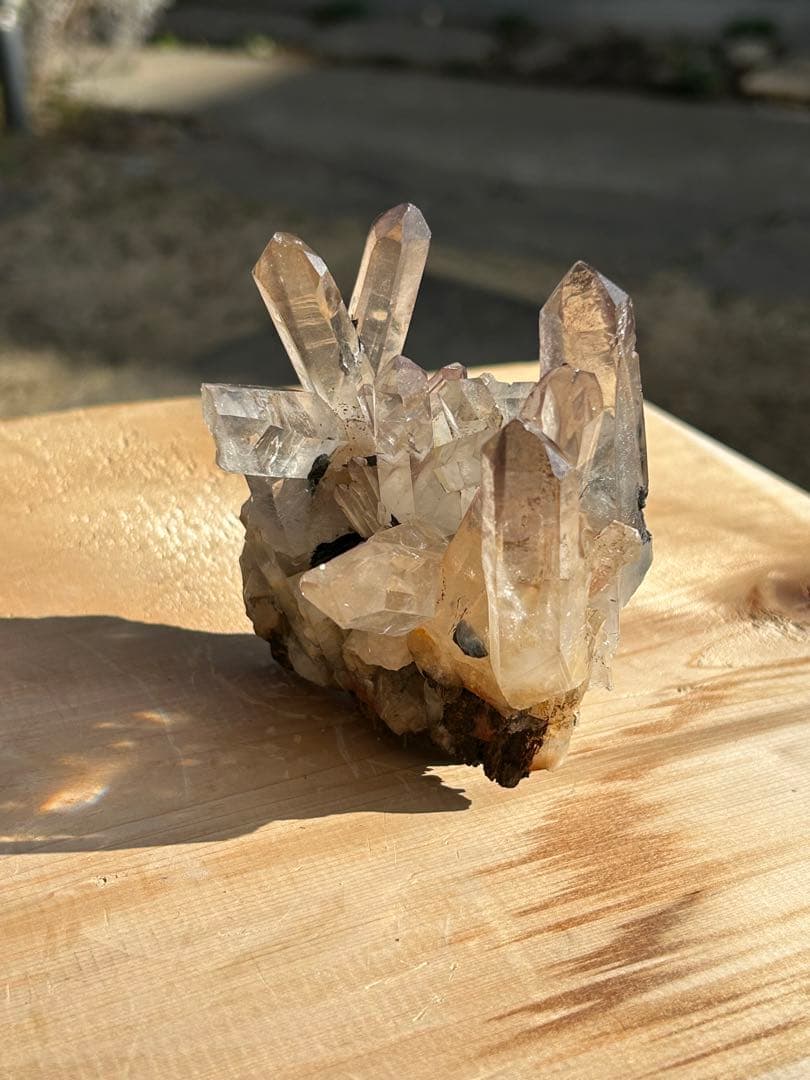 ヘマタイト水晶クラスター天然石非常に珍しい水晶29,800 ‼️大特価SALE