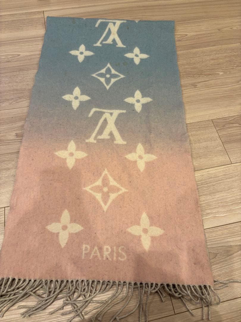 ⭐️値下げ⭐️LOUIS VUITTON グラデーションマフラー