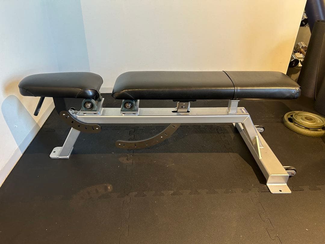 Think Fitnessパワービルダーアジャスタブルベンチ ゴールドジム⑤