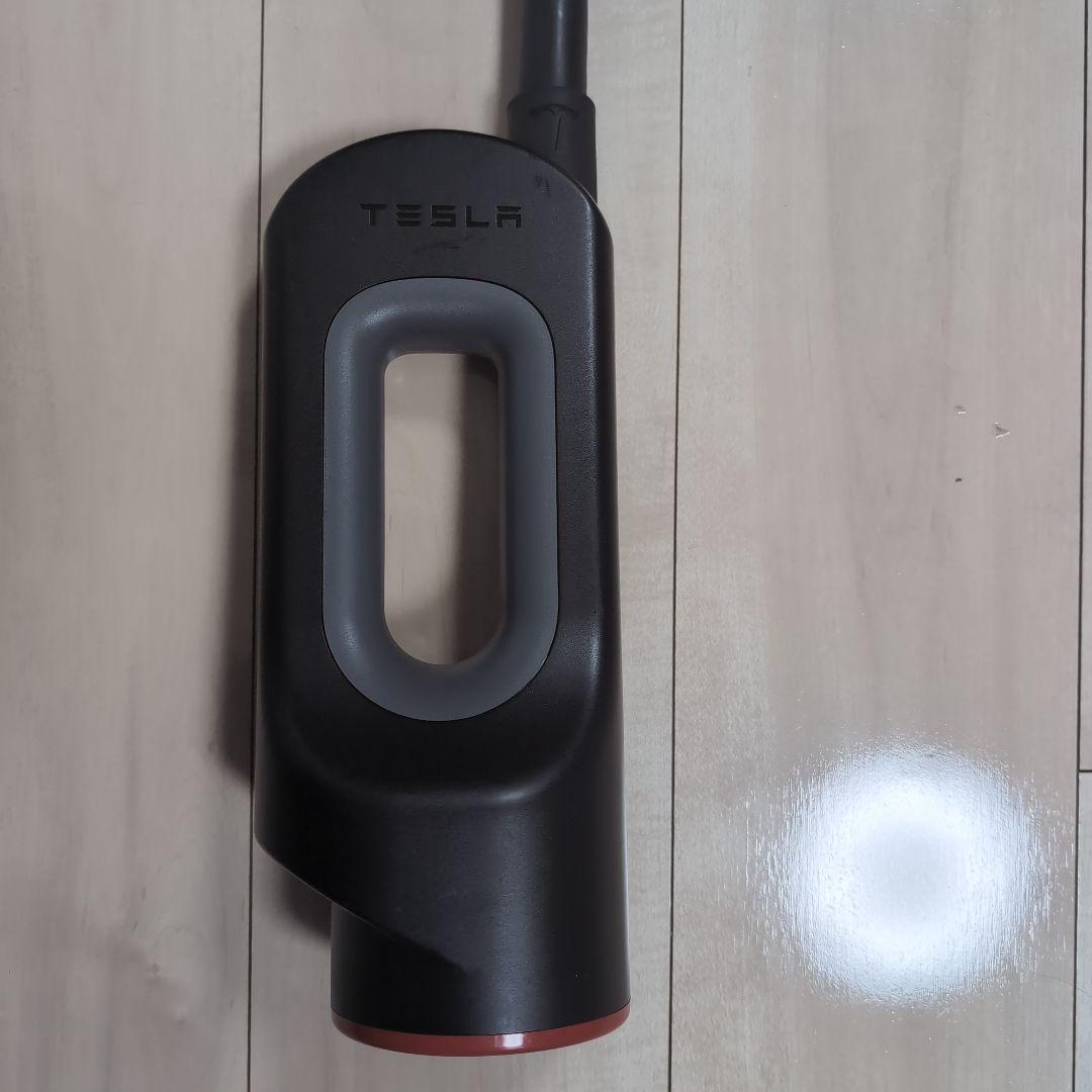 TESLA 充電器 ハンドル付き