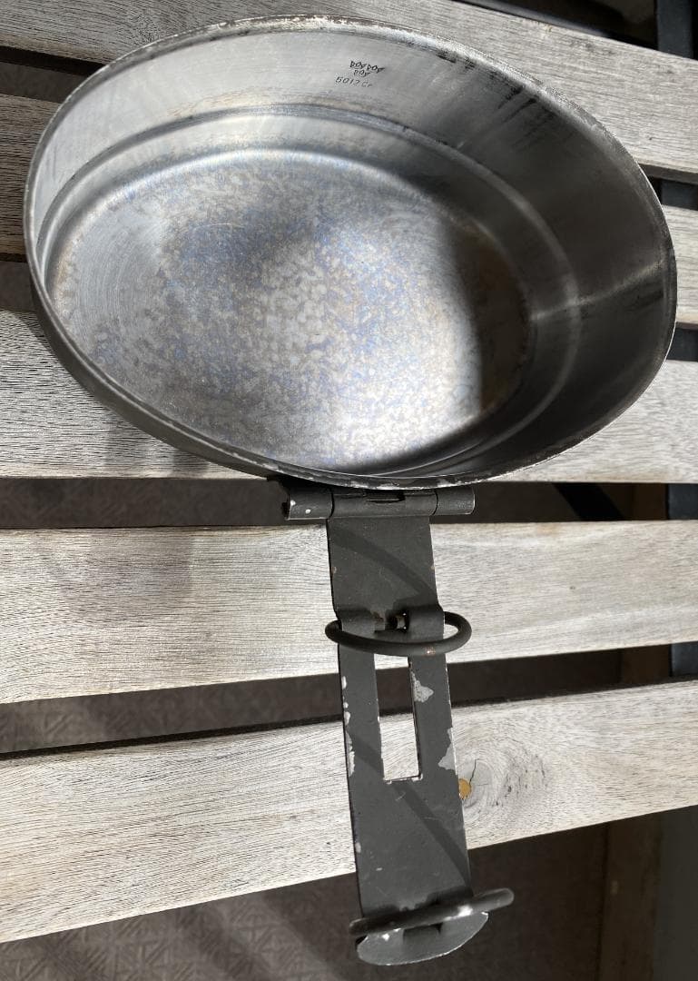 ステンレス製スウェーデン軍用飯盒フルセット