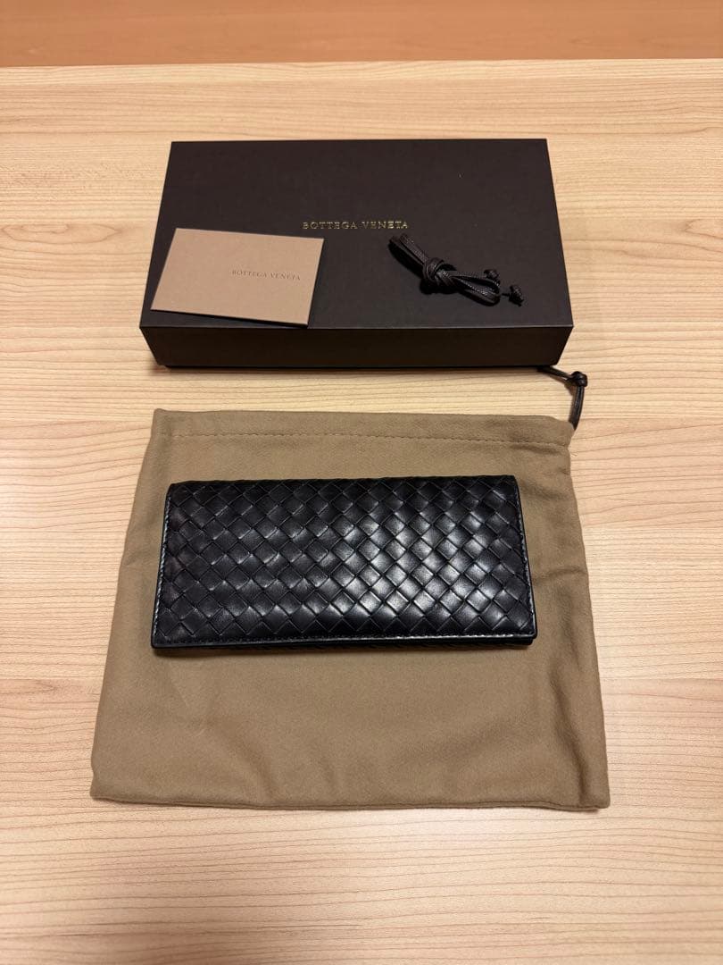 ボッテガヴェネタ イントレチャート ブラック 長財布 札入れ
