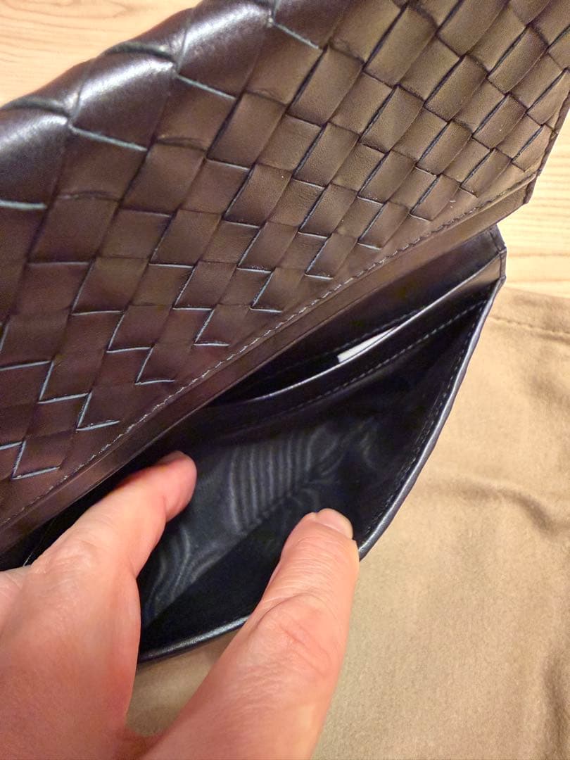 ボッテガヴェネタ イントレチャート ブラック 長財布 札入れ