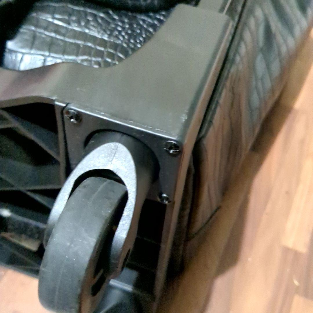 ✨美品✨SWANY キャリーケース ブラック クロコ型押し 大型 4輪