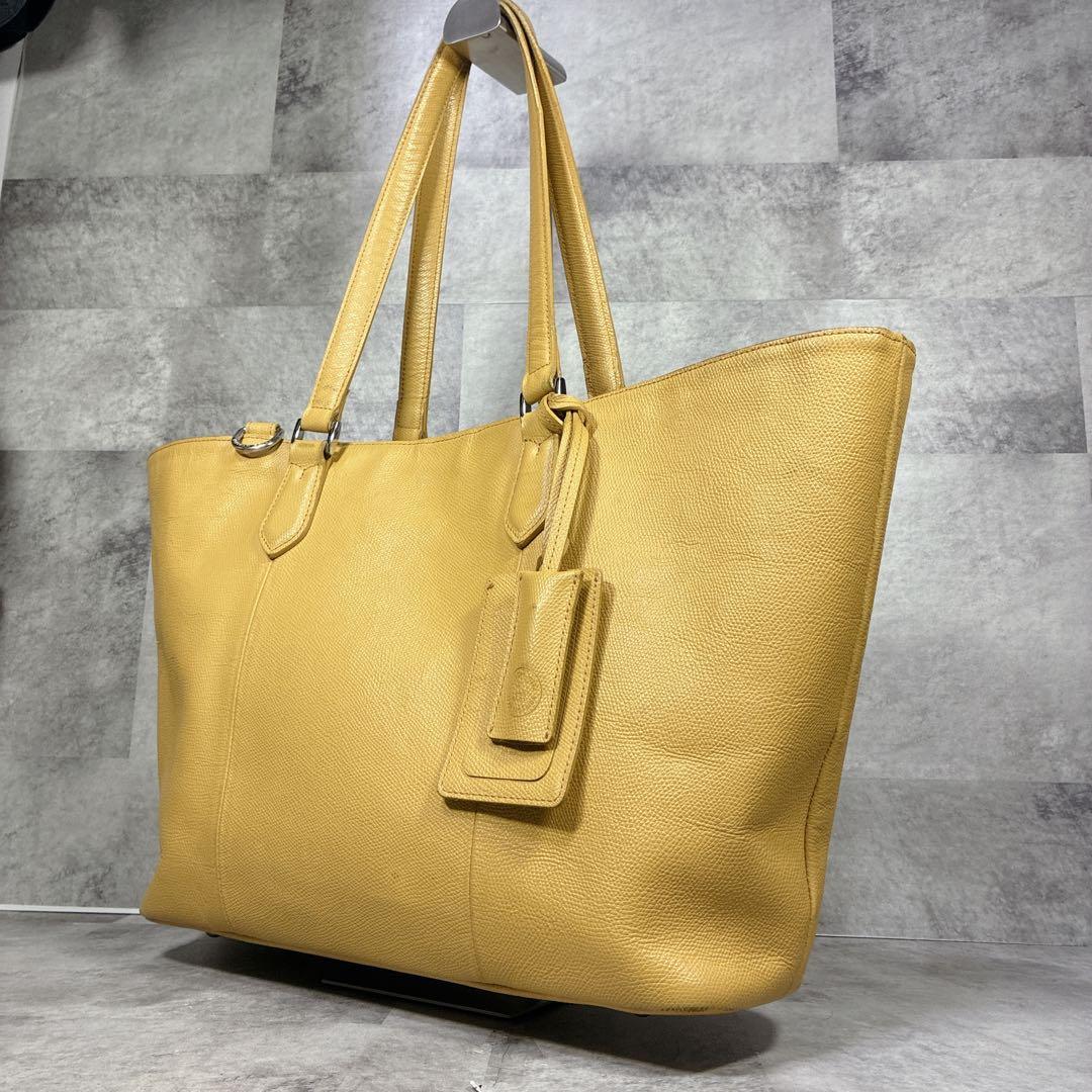 【良品】✨PELLE MORBIDA レザー　2wayトートバック　大容量 YE