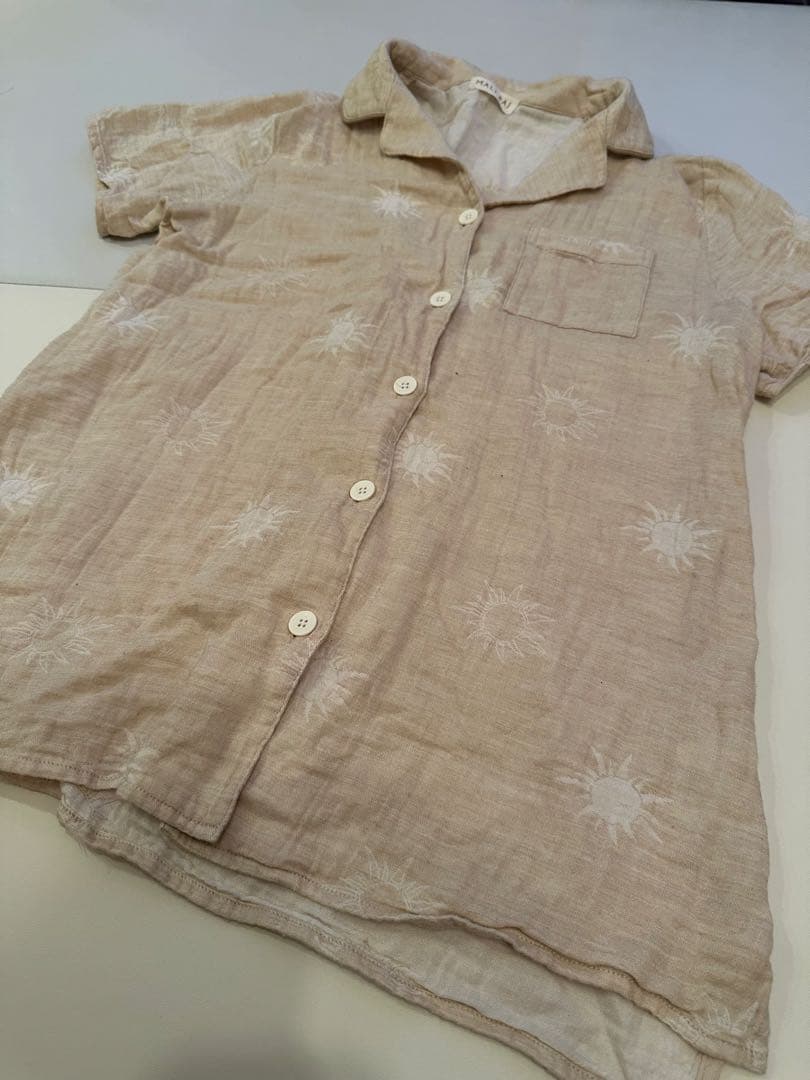 MALI RAJ ベージュ 太陽模様 パジャマセット