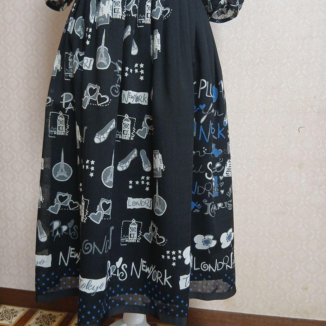 パリとニューヨークのイラスト ワンピース