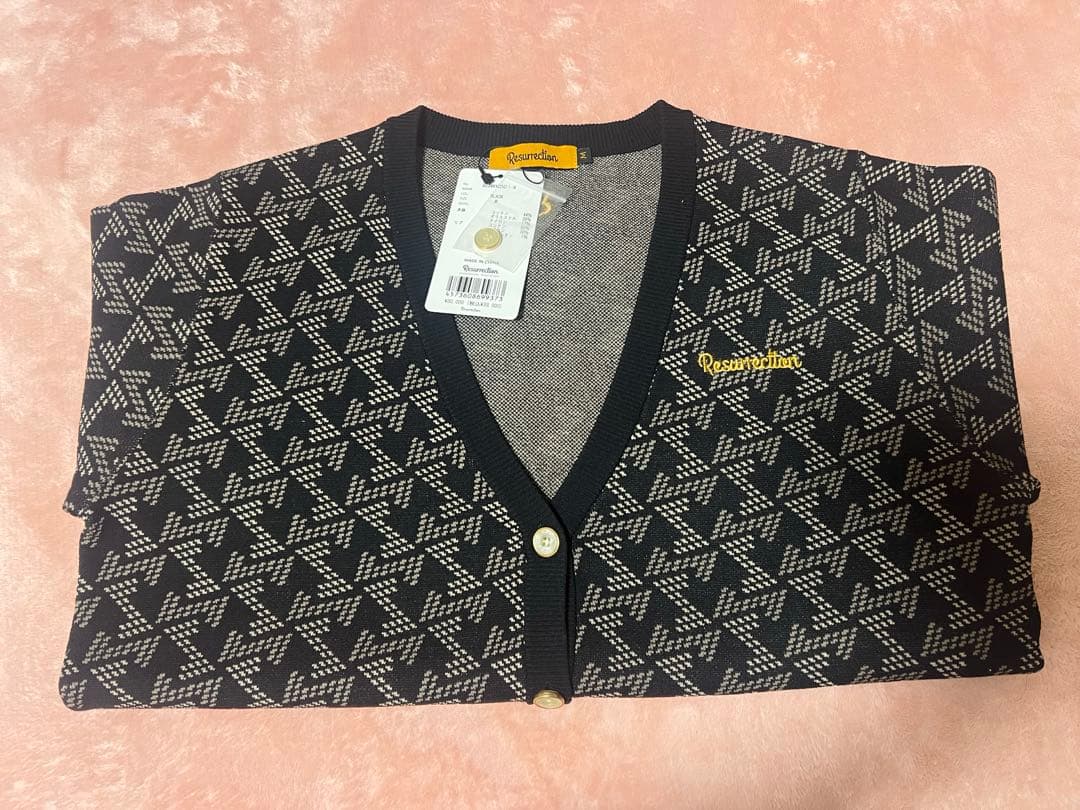 新品 レザレクション 黒カーディガン