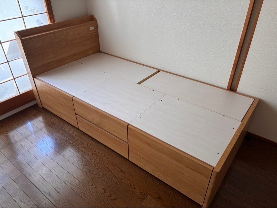 ニトリ　シングルベッドフレーム 引き出し付き 木製