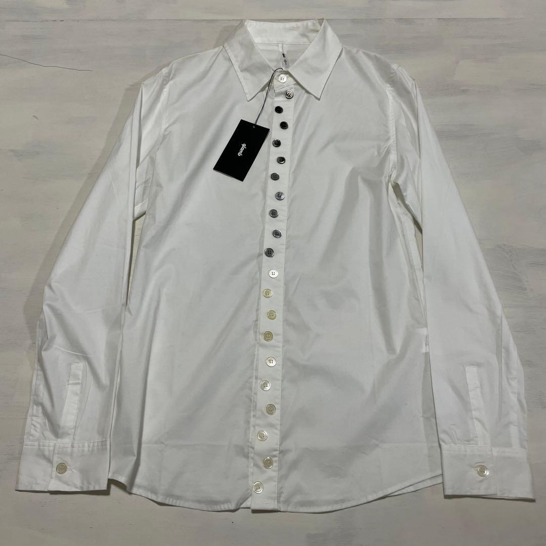 新品タグ付き　定価15252円　glamb ボタンデザイン　白シャツ