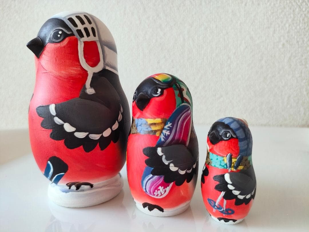 【CBT113】10cm級 マトリョーシカ (中) スベトラーナ ウソ/うその鳥