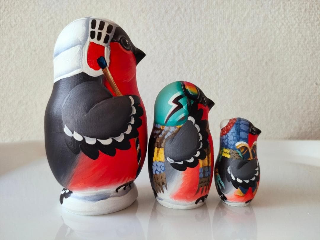 【CBT113】10cm級 マトリョーシカ (中) スベトラーナ ウソ/うその鳥