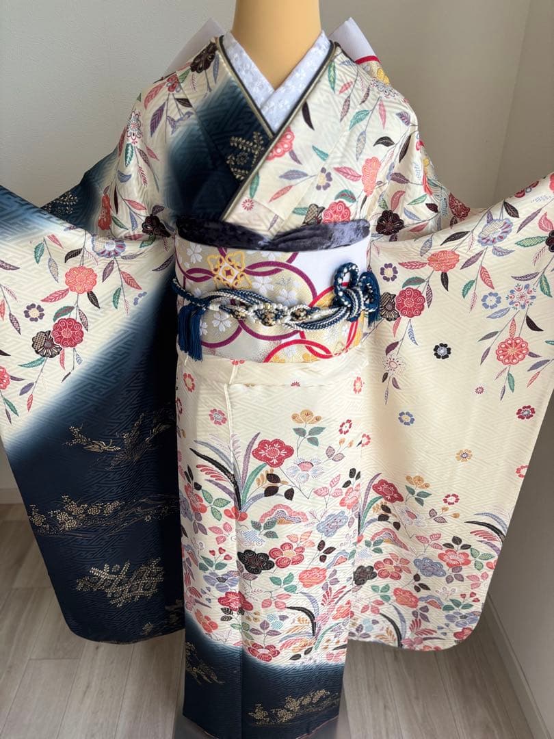 ニコニコ 　　♡ 振袖フルセット（７点）　正絹振袖　成人式　クリーニング済