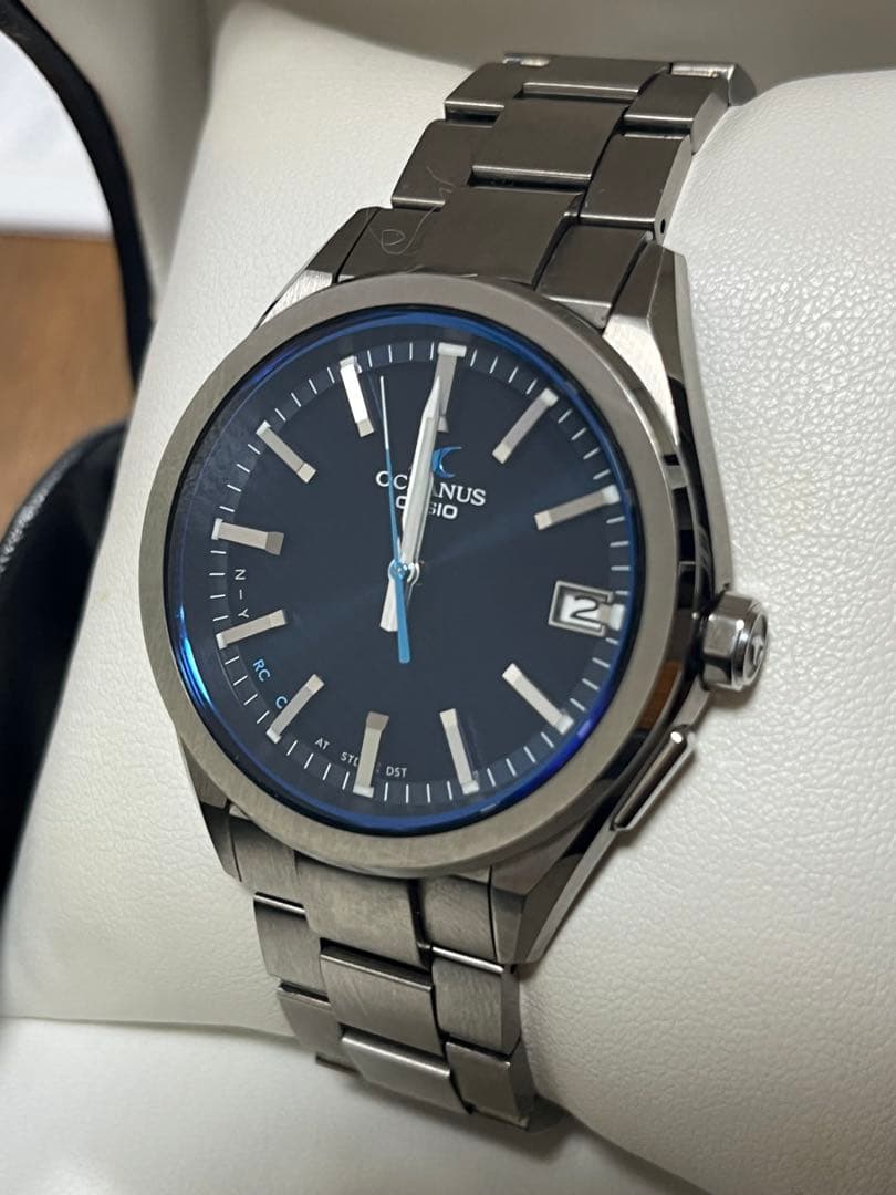 カシオ CASIO オシアナス 箱付き　OCW-T200S-1AJF 中古美品