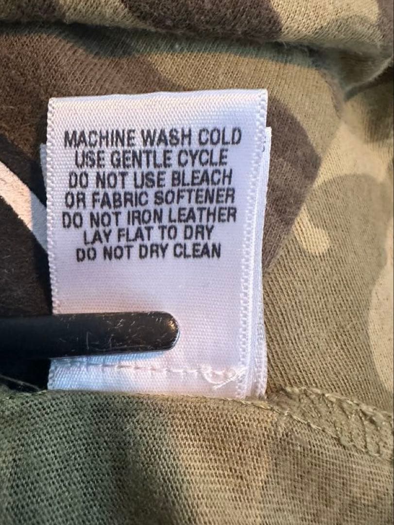 CHROME HEARTS クロムハーツ カモフラスクロールラベルTシャツ