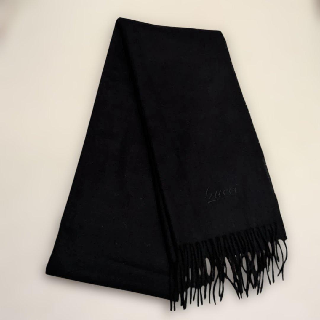 Gucci ブラック マフラー フリンジ付き