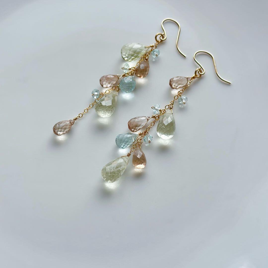 リビアングラス・アクアマリンピアス