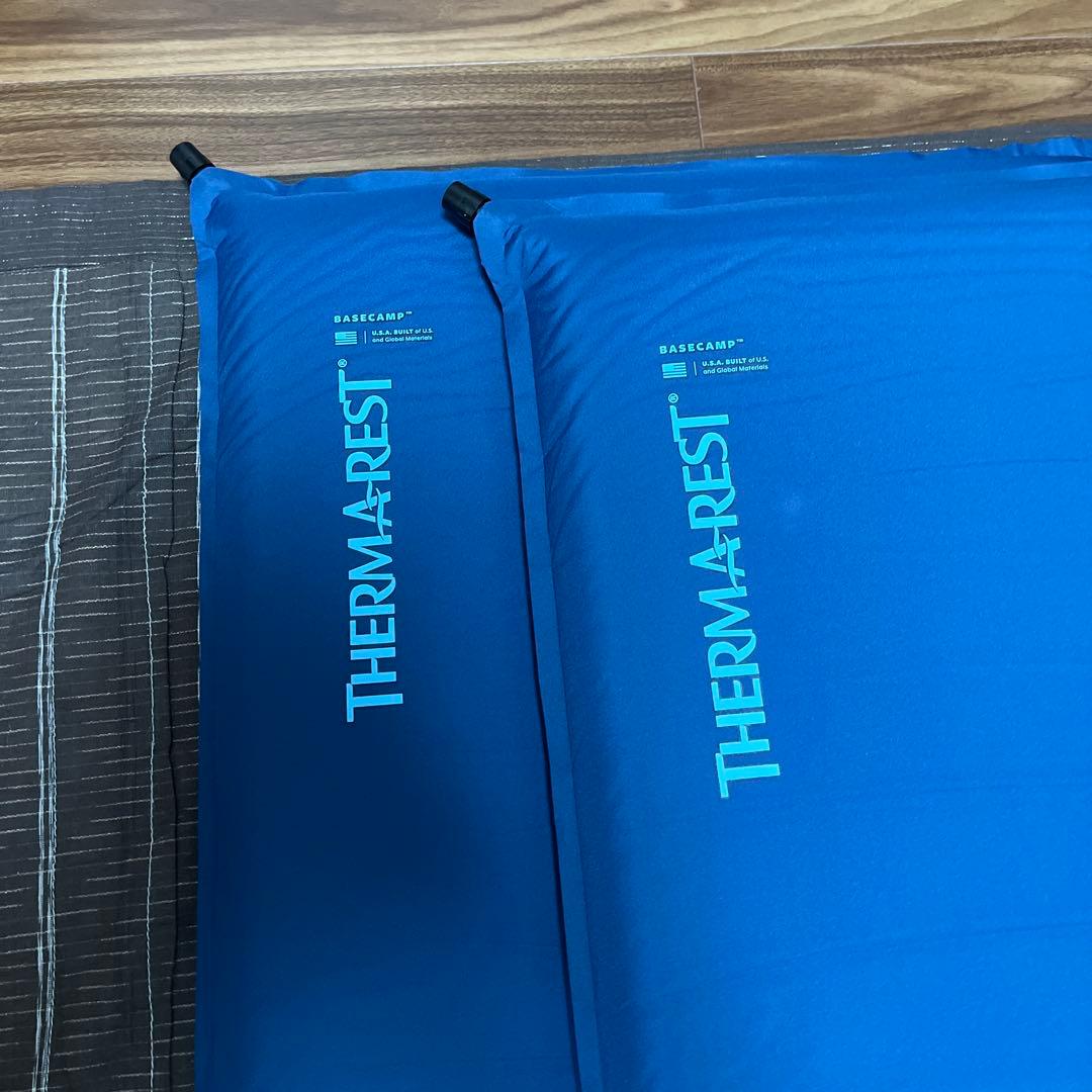 サーマレスト　ベースキャンプ　スリーピングマット　2枚セット