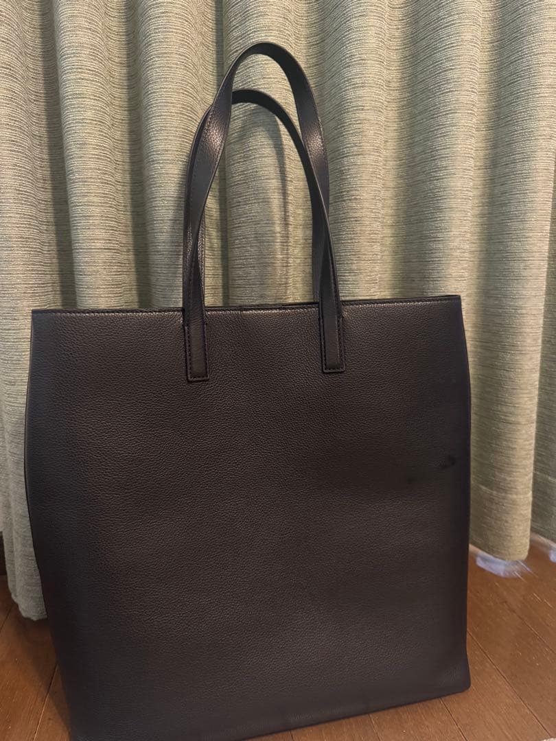 aucentic レザートート　ブラック