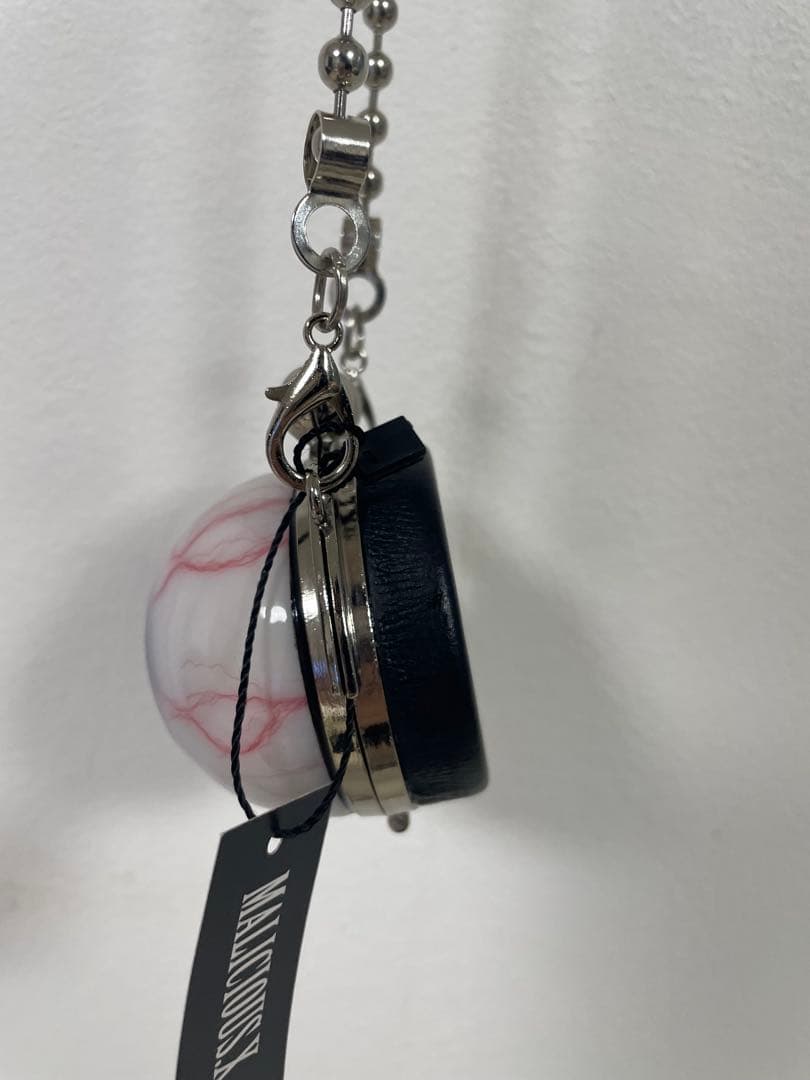 Eyeball Locket pendant（愛と狂気のマーケット）