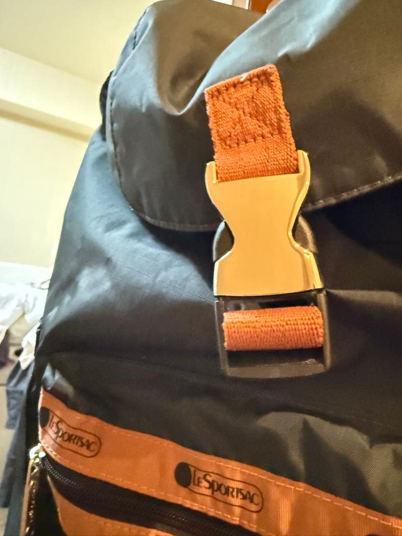 神崎恵✖️レスポートサック ダークグレー フラップ付きバックパック