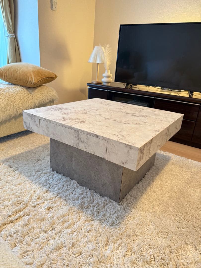 ローテーブル センターテーブル　大理石✖︎コンクリート調　シンプルデザイン