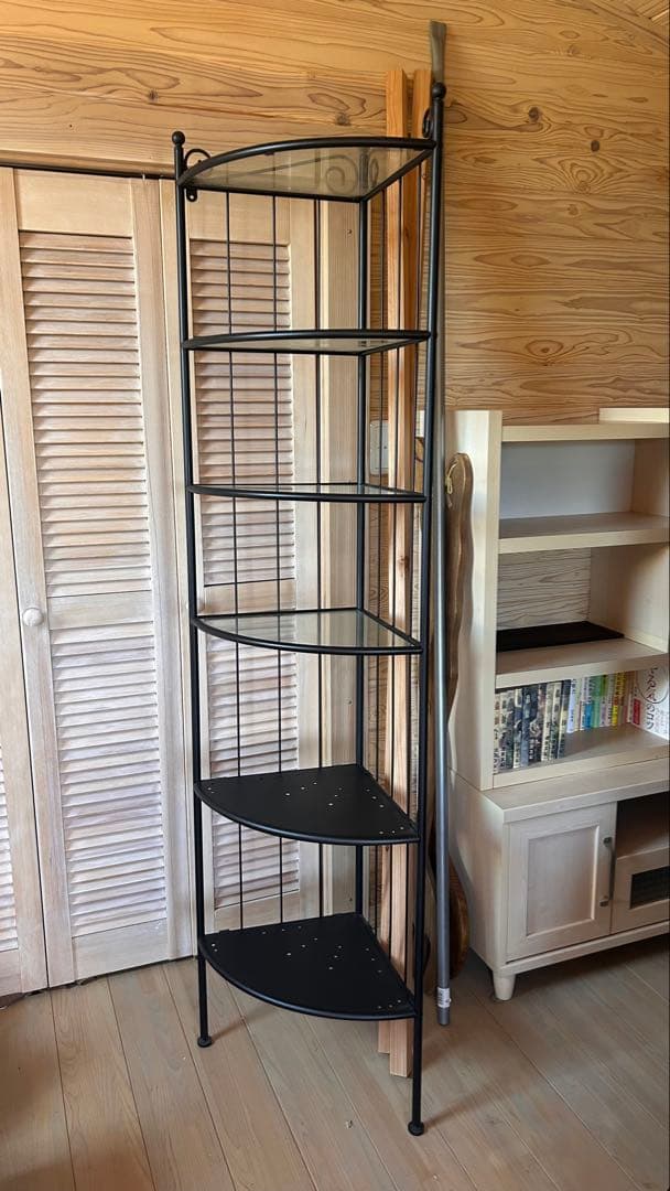 廃盤品　IKEA ブラックコーナーシェルフ スチール・ガラス製